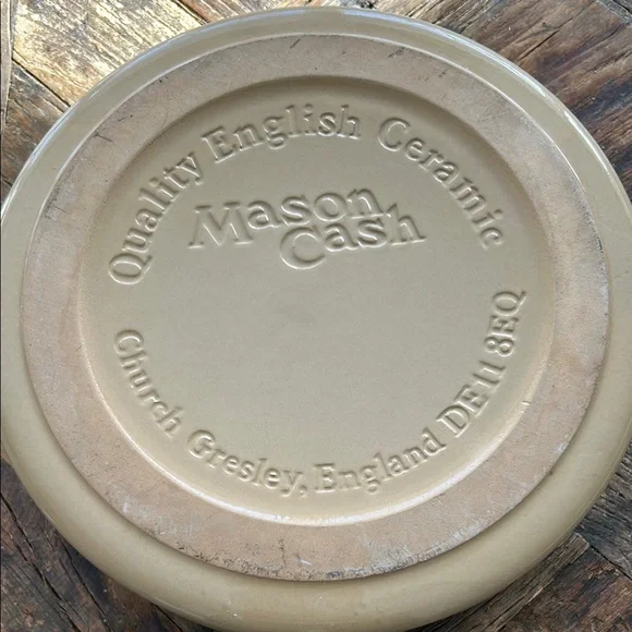 Mason Cash Lettered Dog Bowl - Picture 3 of 5